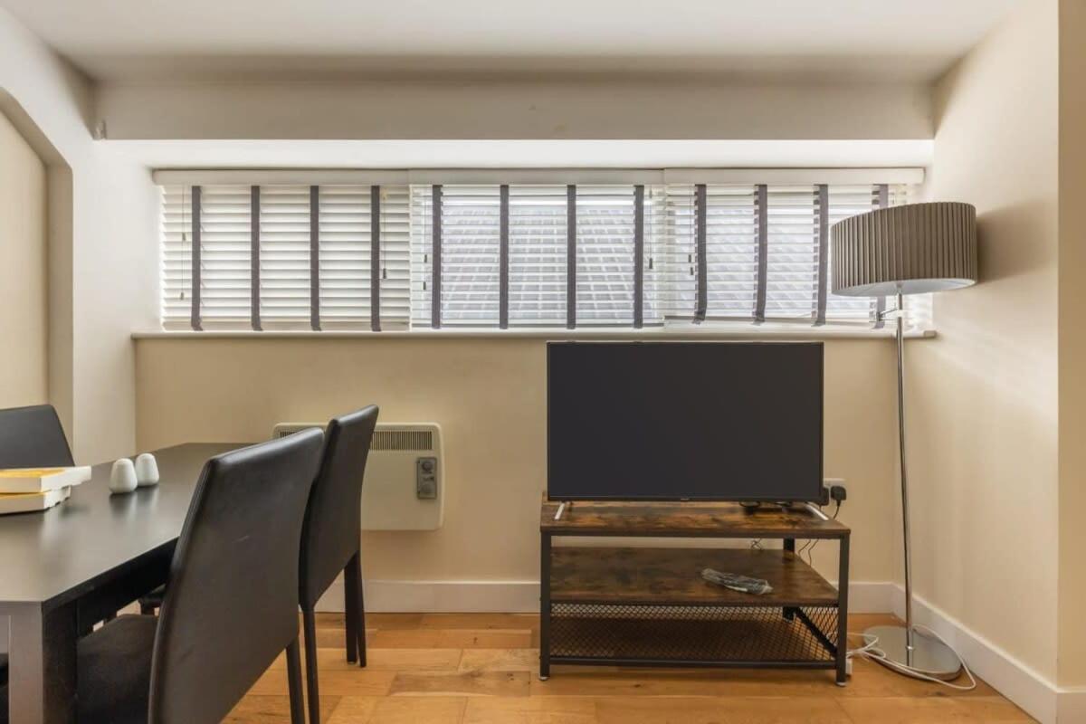 Apartament Lovely 1 Bed Attic In Brixton *