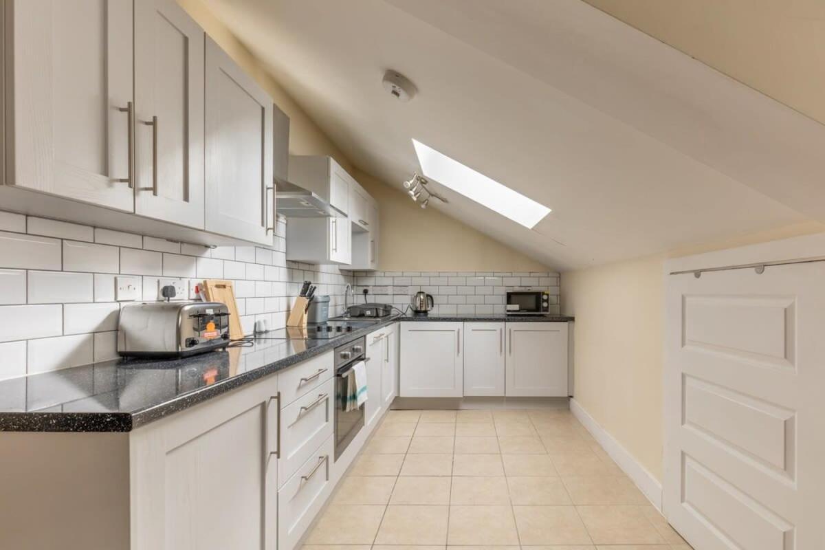 Lovely 1 Bed Attic In Brixton Appartamento *